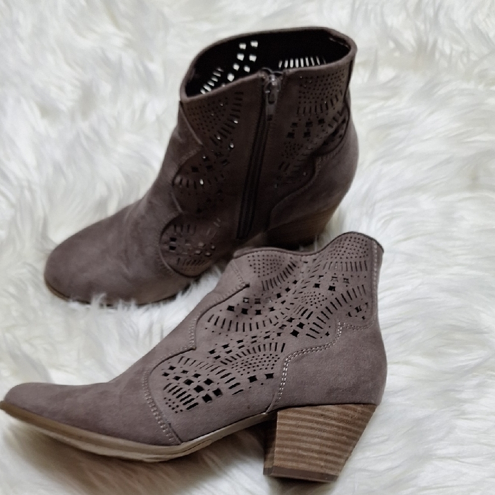 Carlos by Carlos Santana Perforated Taupe Ankle Boots